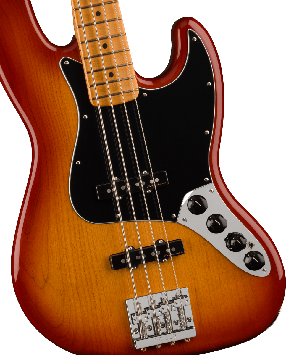 Fender Player Plus Jazz Bass w/Maple Fretboard in Sienna Burst