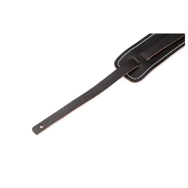 Black Fender Standard Vintage Guitar Strap with leather ends, adjustable strap for electric guitars, made by Fender.