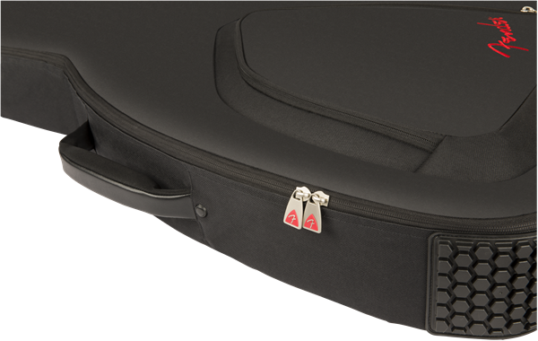 Black Fender FA610 Dreadnought guitar gig bag with padded handles and zipper closure, designed for protecting and carrying acoustic guitars.