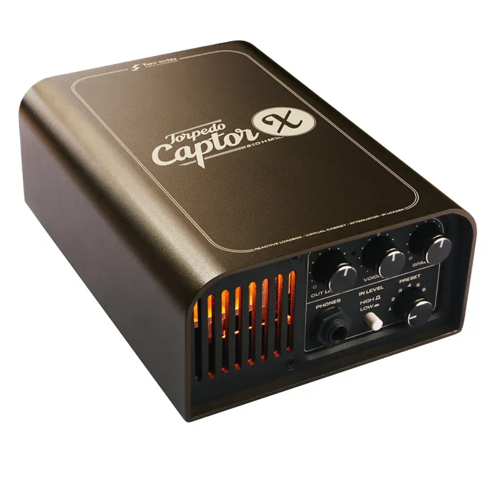 Two Notes Torpedo Captor X8 SE effects pedal with multiple input and output jacks, compact design, and control knobs.