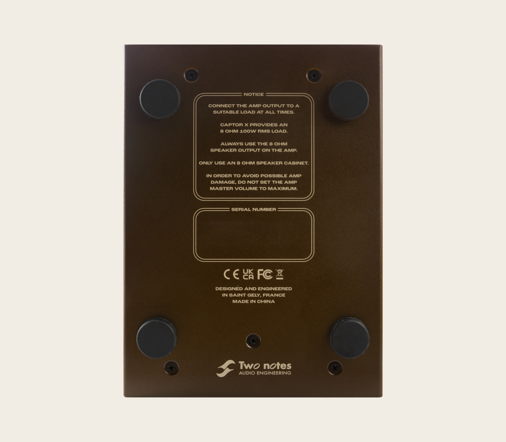 Two Notes Torpedo Captor X8 SE effects pedal with multiple connection ports and control knobs, used for guitar amp attenuation and recording.