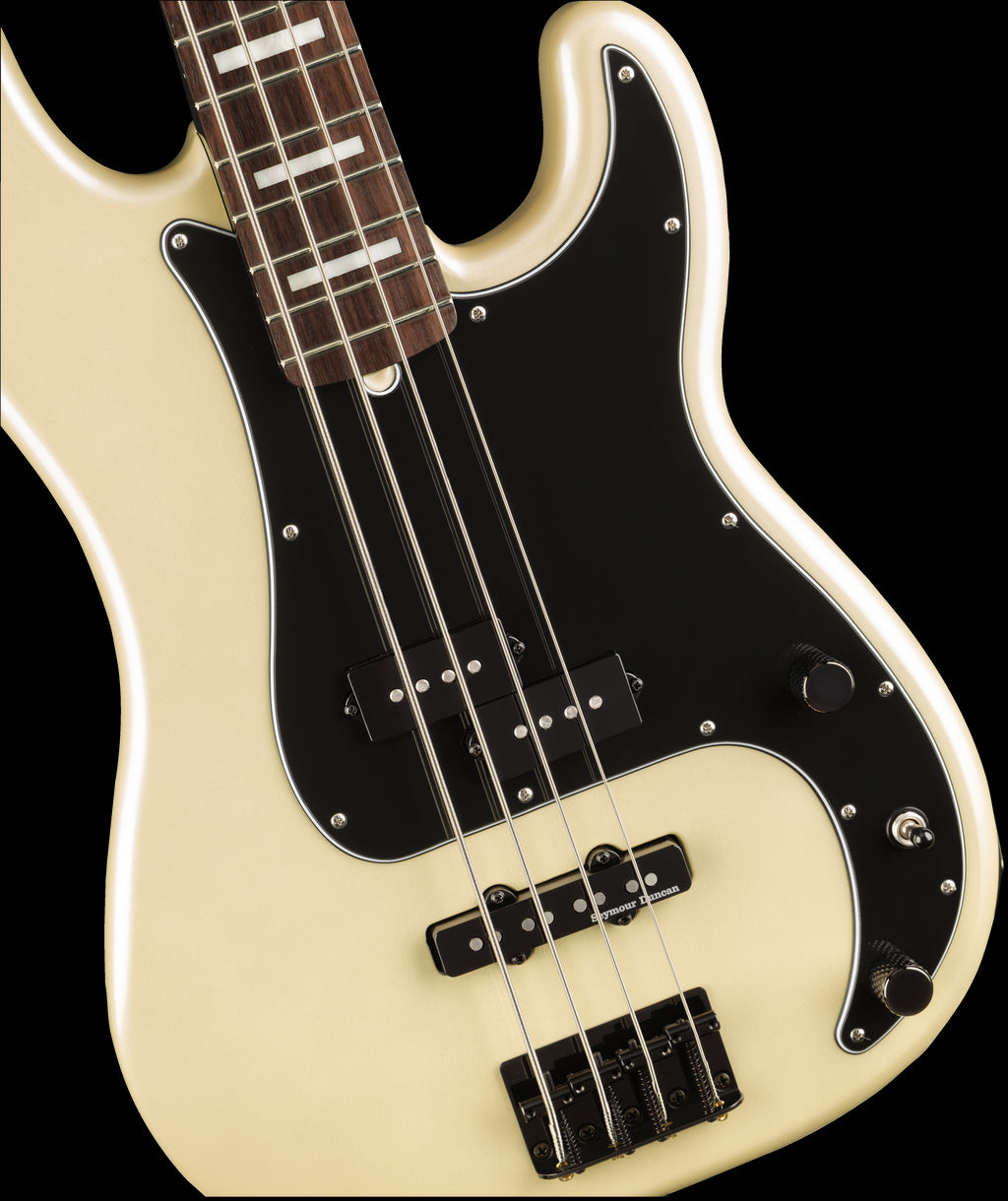 Fender Duff McKagan Deluxe P Bass Guitar w/Rosewood Fretboard - White Pearl