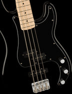 Squier Affinity Series Precision Bass PJ, Maple Fingerboard, Black Pickguard, Black