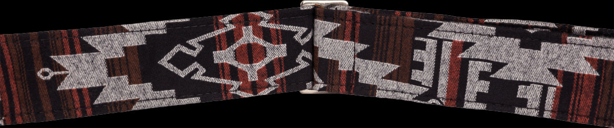 Fender Zion Strap Black Aztec 2"