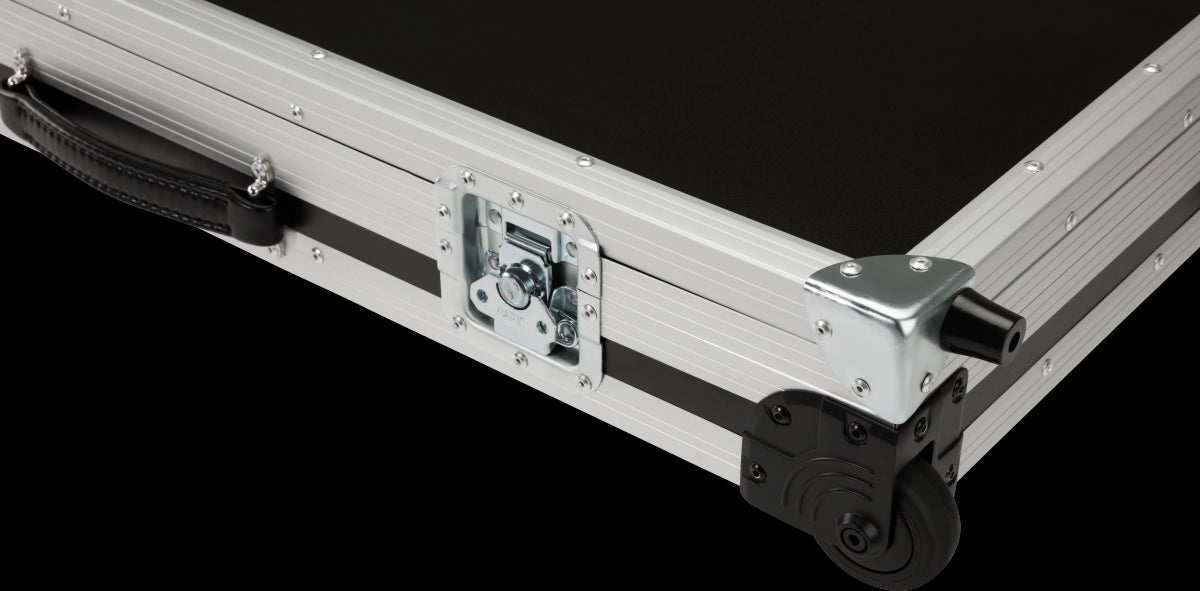 Fender CEO Flight Case Wheels Black Silver