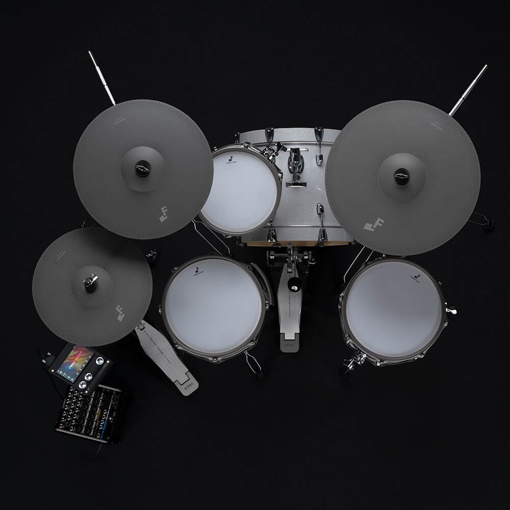 Efnote EFNOTE PRO 500 Standard 4-piece electronic stage drum kit with drum pads and control module.