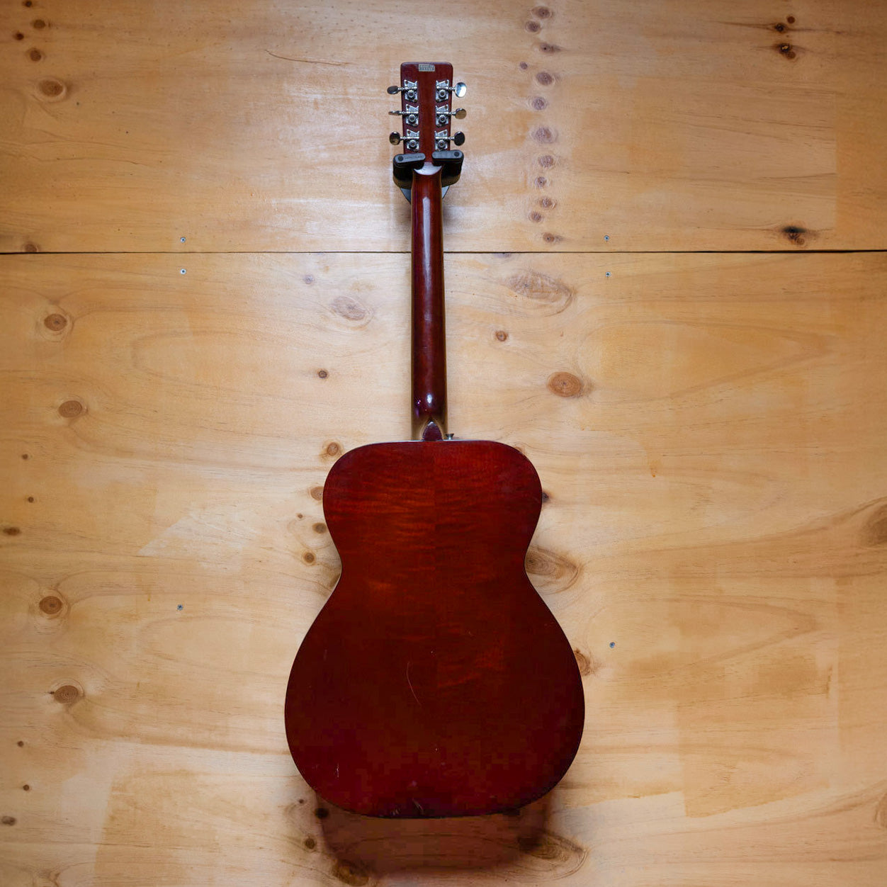 Fuji F-102 Acoustic Guitar Made in Japan '60s / '70s - Preloved