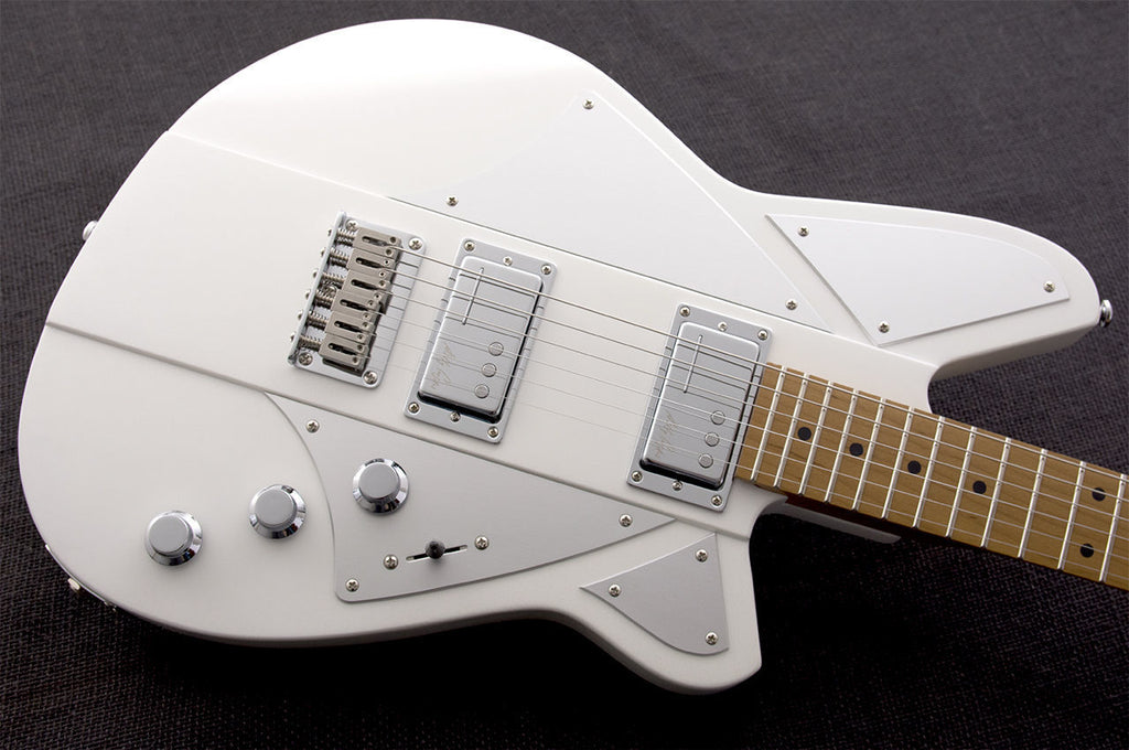 Reverend Bily Corgan Signature Electric Guitar with Roasted Maple Neck in Pearl White