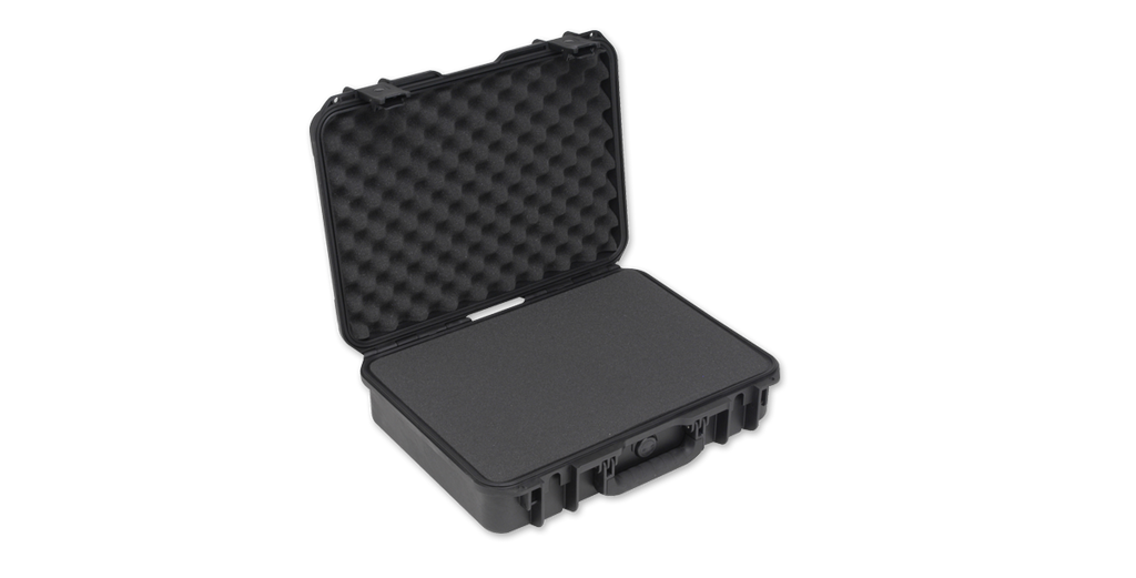 SKB 3I-1813-5B-C bass guitar amplifier head hard case, durable protective guitar bag for SKB amplifier head.