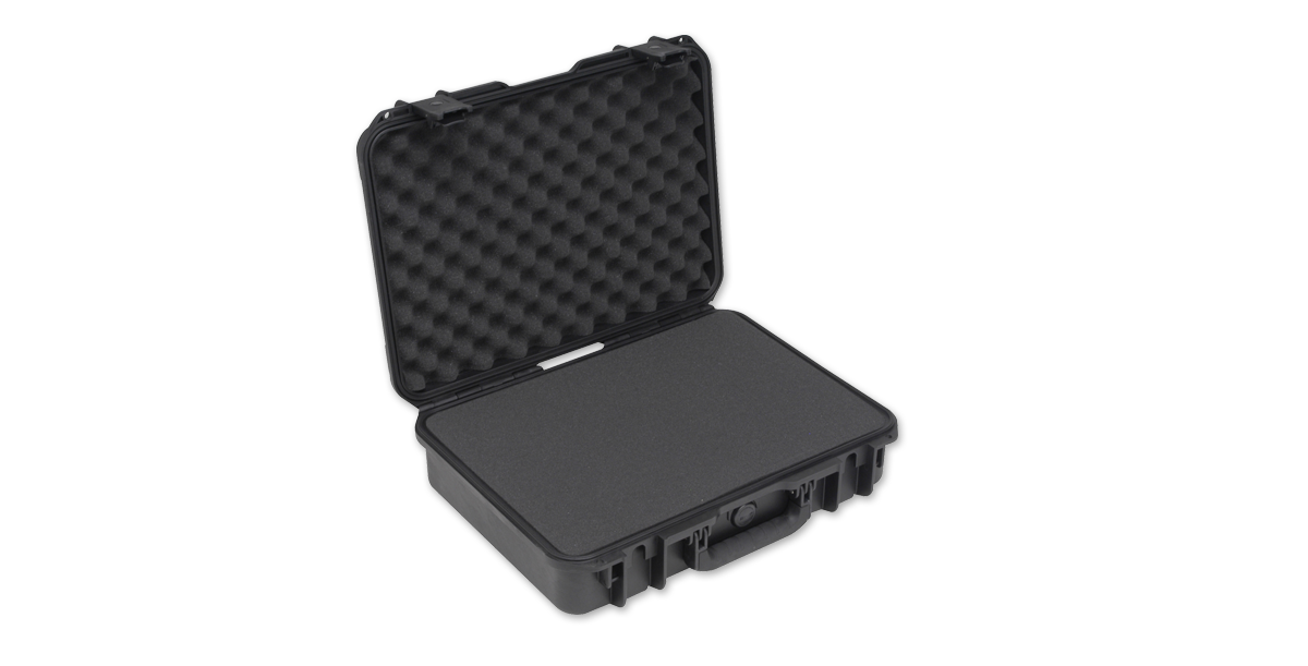 SKB 3I-1813-5B-C bass guitar amplifier head hard case, durable protective guitar bag for SKB amplifier head.