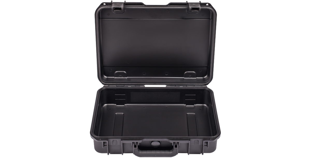 SKB 3I-1813-5B-C bass guitar amplifier head hard case with secure latches and padded interior for protection.