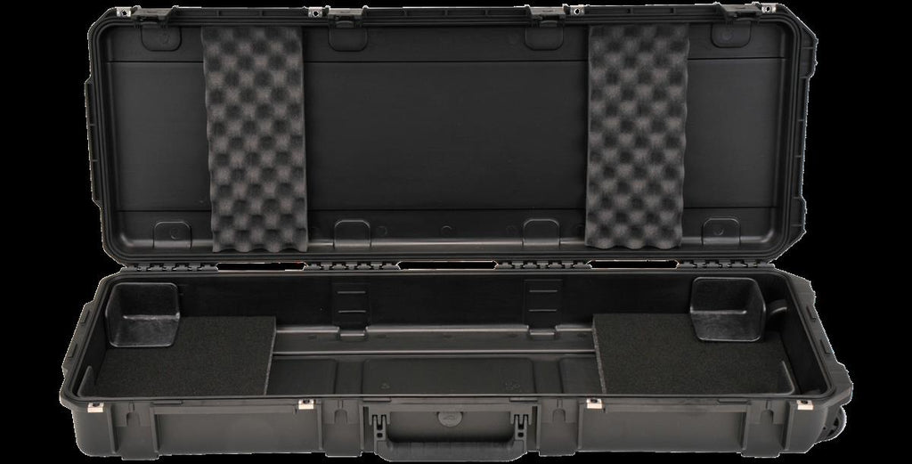 SKB 3i-4214-KBD iSeries waterproof 61-note keyboard case with padded interior and secure latches for portable protection.