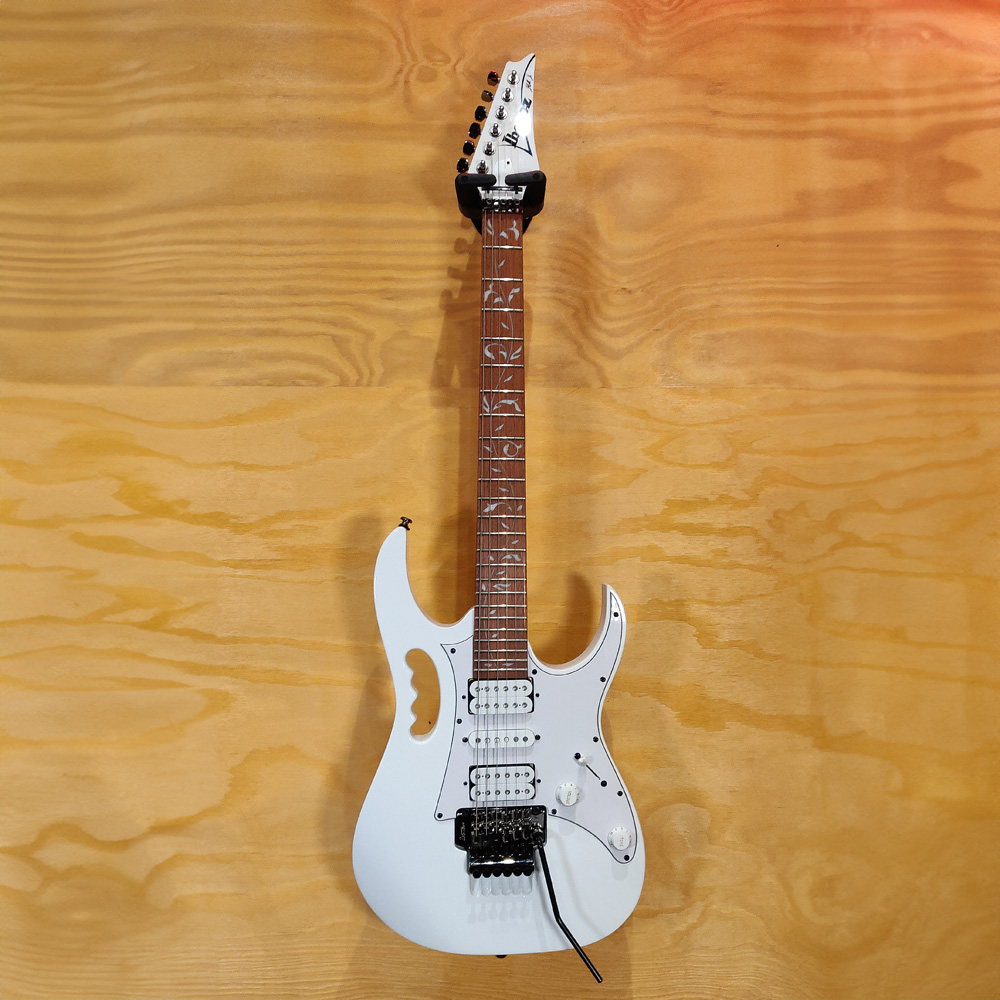 Ibanez JEMJR Steve Vai Signature Electric Guitar in White B-Stock