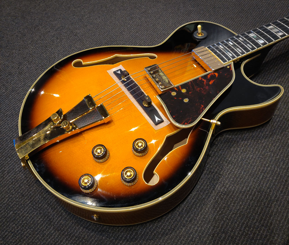 Ibanez GB10SE George Benson Signature Hollowbody Electric Guitar - B-Stock