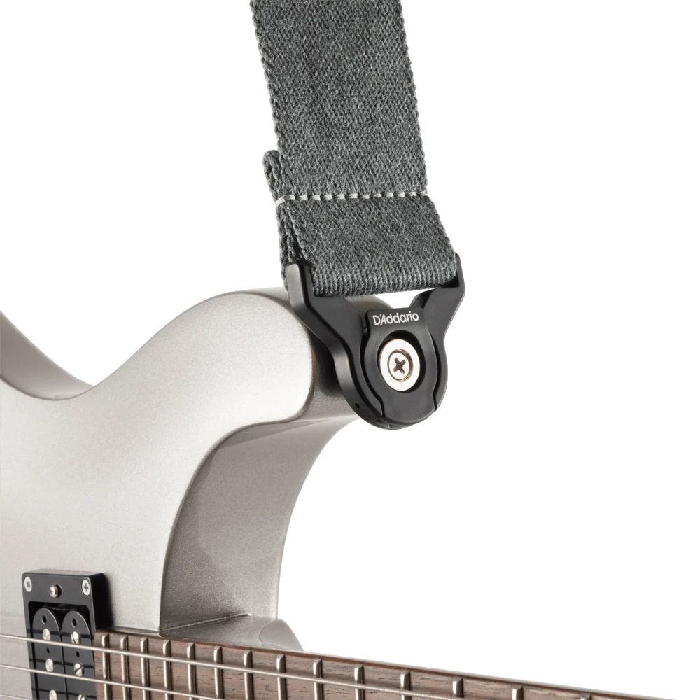 D'Addario Auto Lock Guitar Strap in Skater Grey, adjustable strap with secure locking mechanism for electric or acoustic guitars.