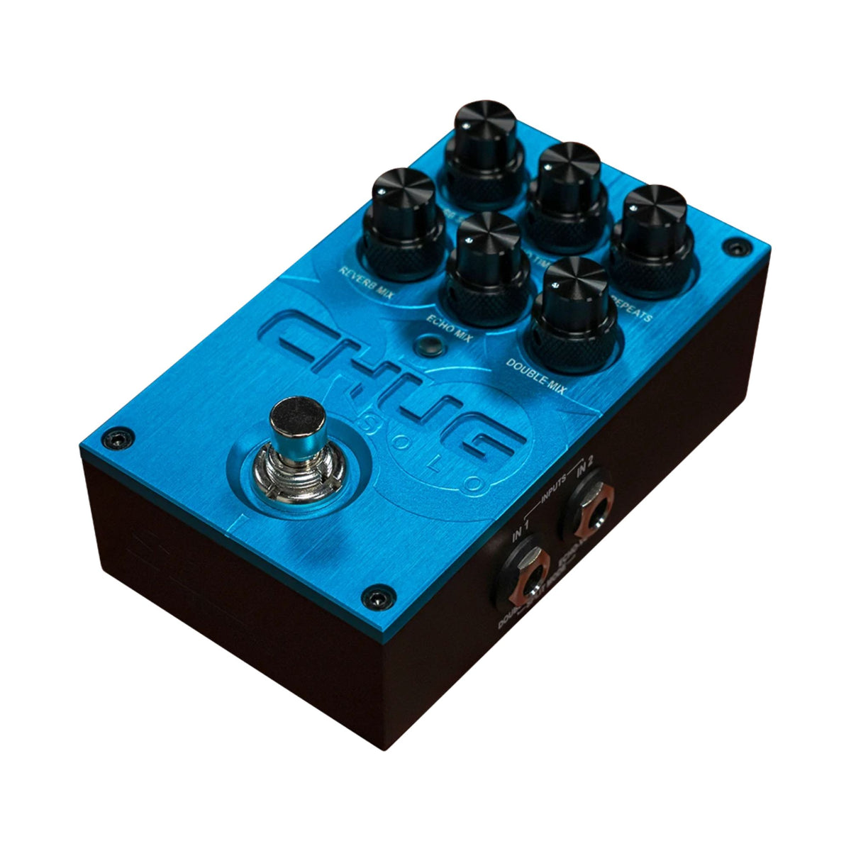 Solar Chug Solo 3-in-1 effects pedal with Doubler, Echo, and Reverb for versatile guitar sound effects.