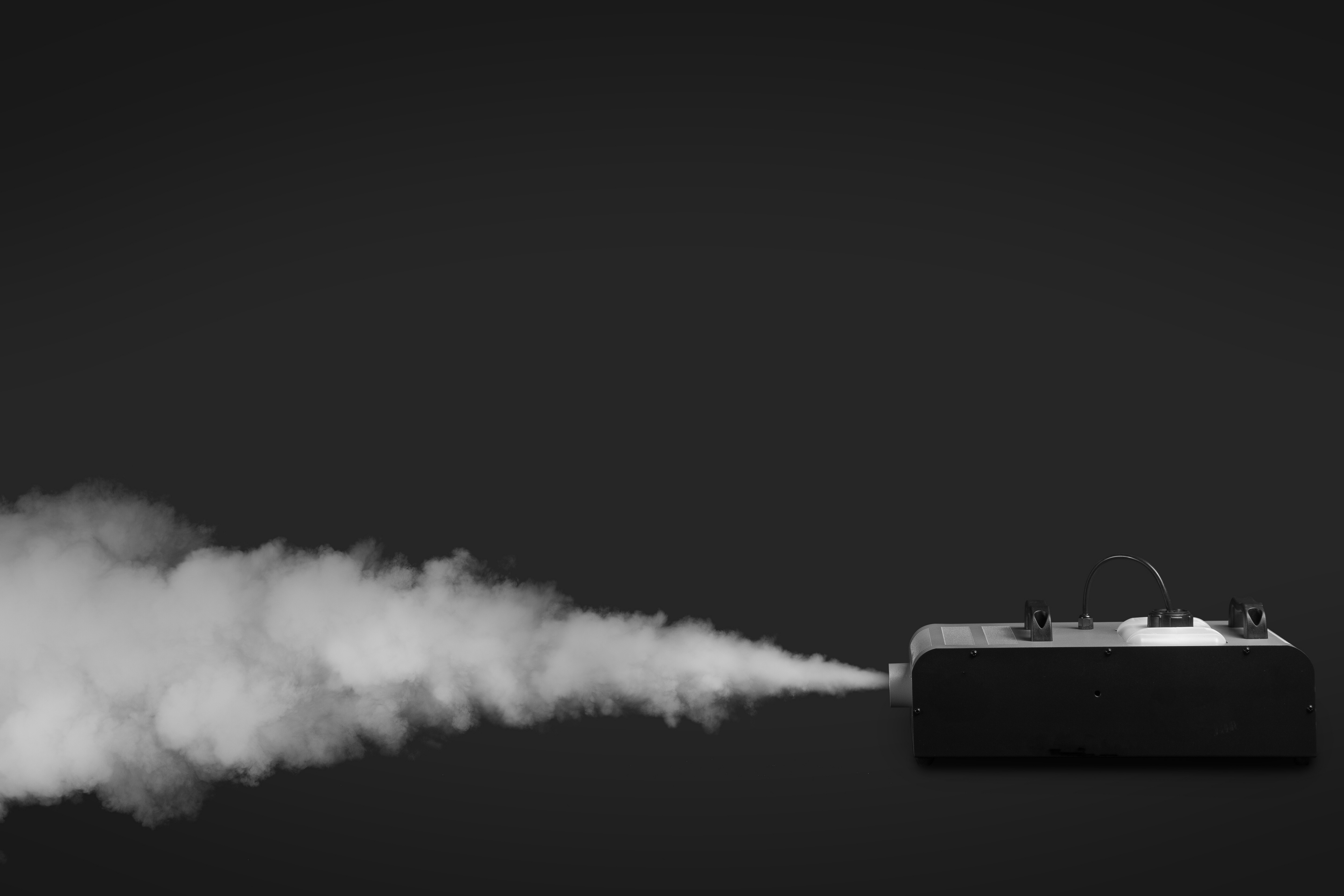 DL FOG 1500 Smoke Machine with DMX and Wireless Remote