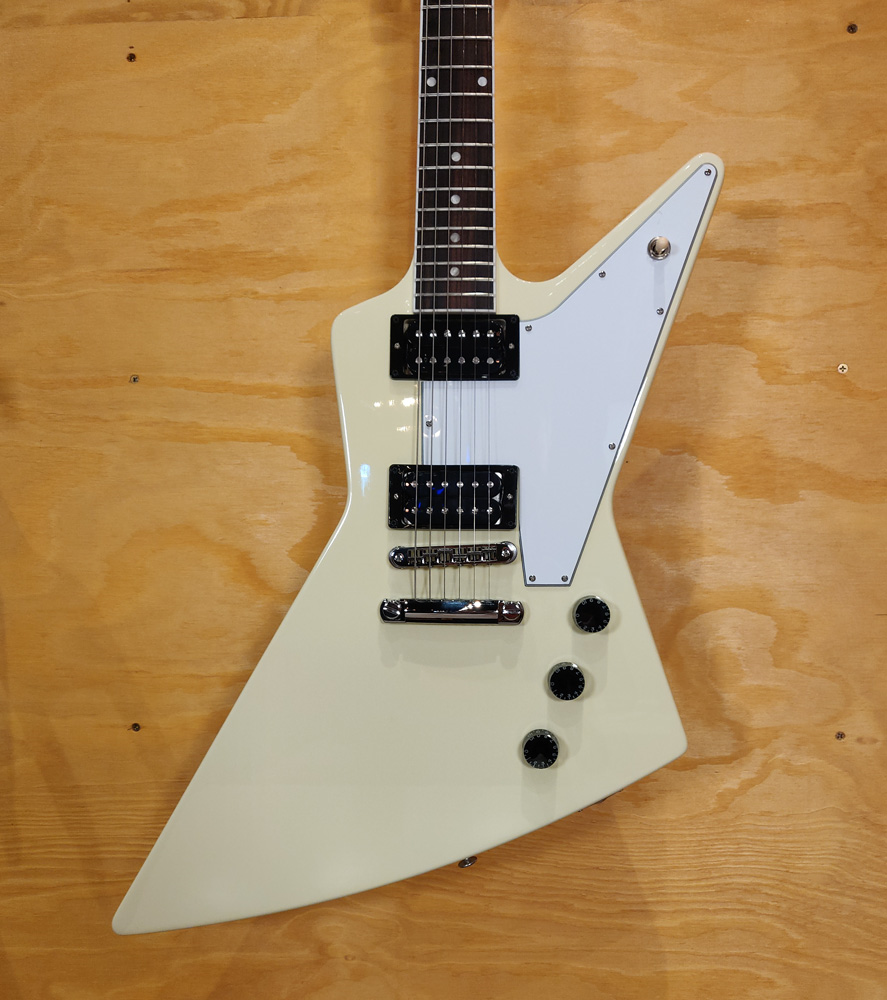Gibson 70's Explorer Electric Guitar in Classic White - Preloved