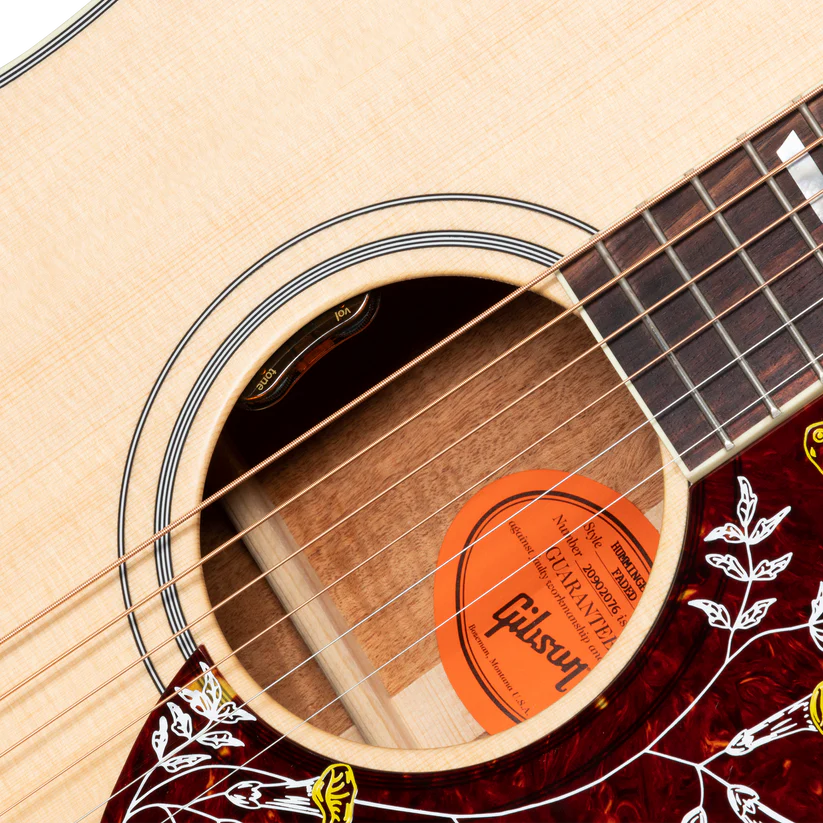 Gibson Hummingbird Faded Acoustic Guitar - Natural