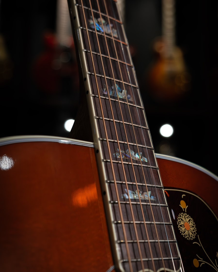 Gibson Limited Edition SJ-200 Jumbo Acoustic Guitar Australian Blackwood