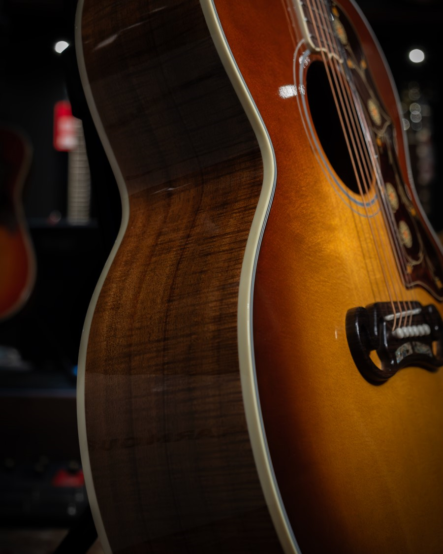 Gibson Limited Edition SJ-200 Jumbo Acoustic Guitar Australian Blackwood