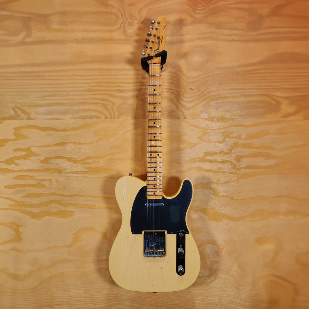 Fender Custom Shop Limited Edition '53 Telecaster Journeyman Relic Electric Guitar with 2A Flame Maple Neck - Aged Nocaster Blonde
