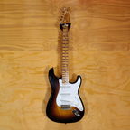 Fender LTD 70th Anniversary 1954 Strat Journeyman Relic 2-Color Sunburst