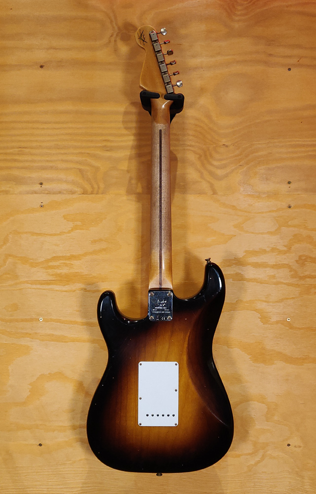 Fender LTD 70th Anniversary 1954 Strat Journeyman Relic 2-Color Sunburst