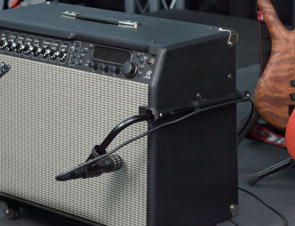 Audix One Piece Mic Mounting System Clamps On To All Popular Size Guitar Cabs/Amps