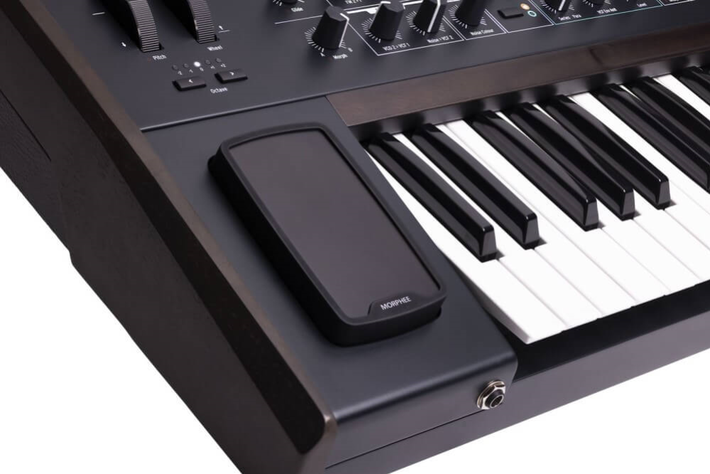 Arturia PolyBrute Noir Limited Edition 61 Key Analog Synthesizer