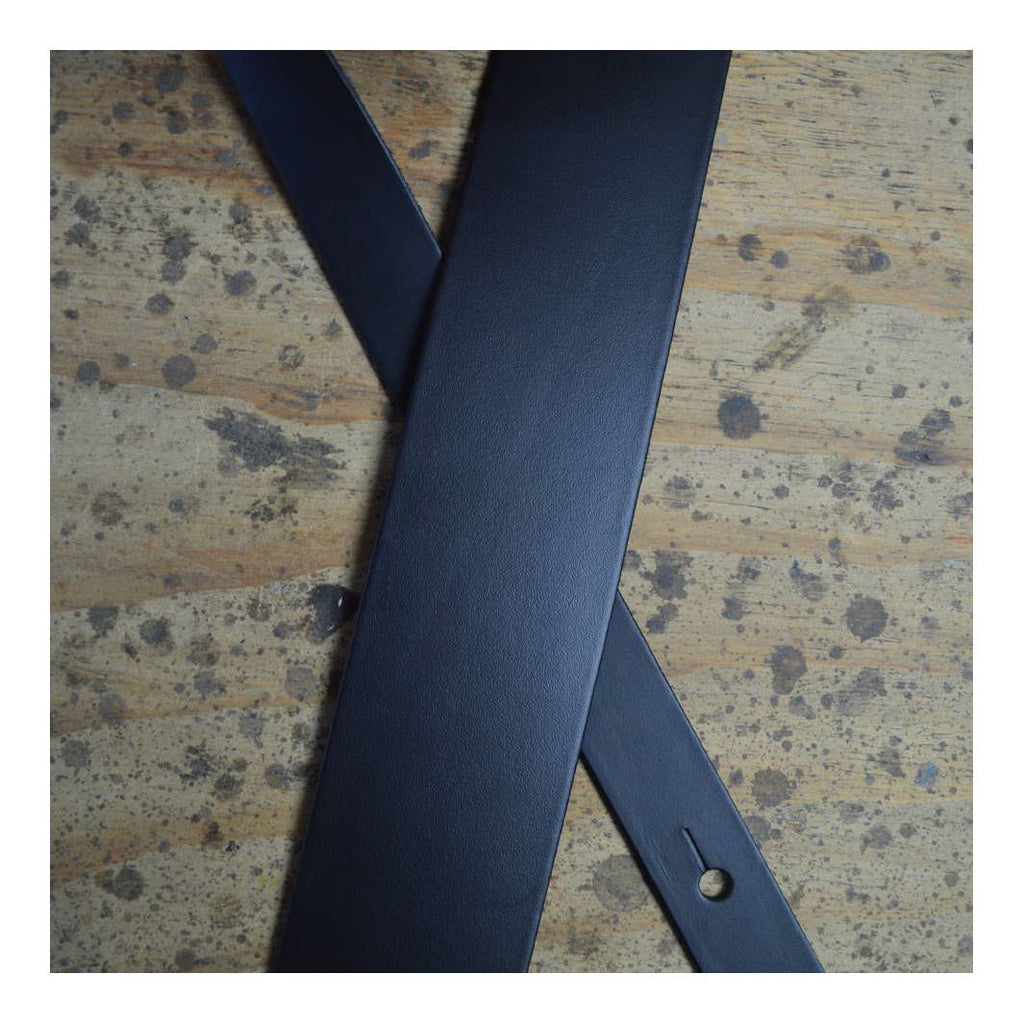 Colonial Leather 2.5 inch Solid Hide Leather Guitar Strap - Black