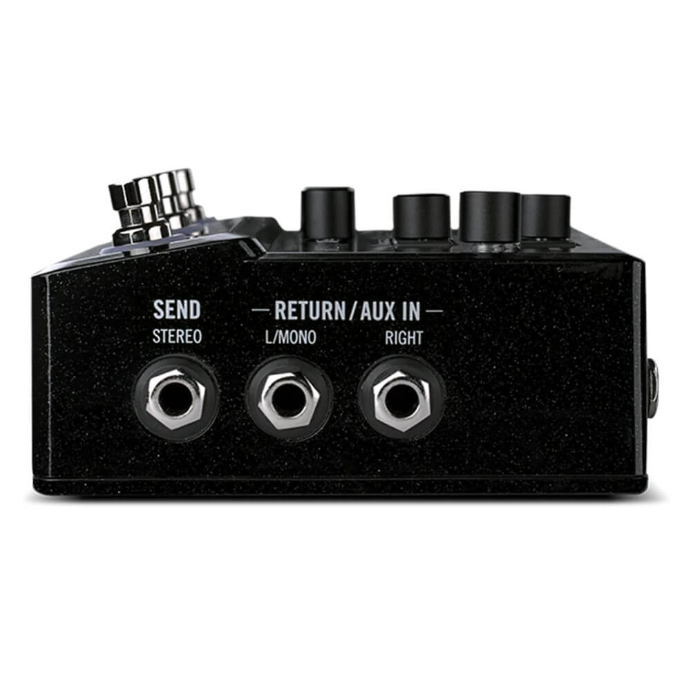 Line 6 HX Stomp Guitar and Bass Amplifier and Multi-Effects Processor with Free HX Messenger Bag