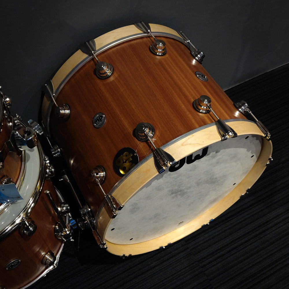 DW Collectors Maple Mahogany with Natural Satin Oil finish with Nickel HW: 13/16/22