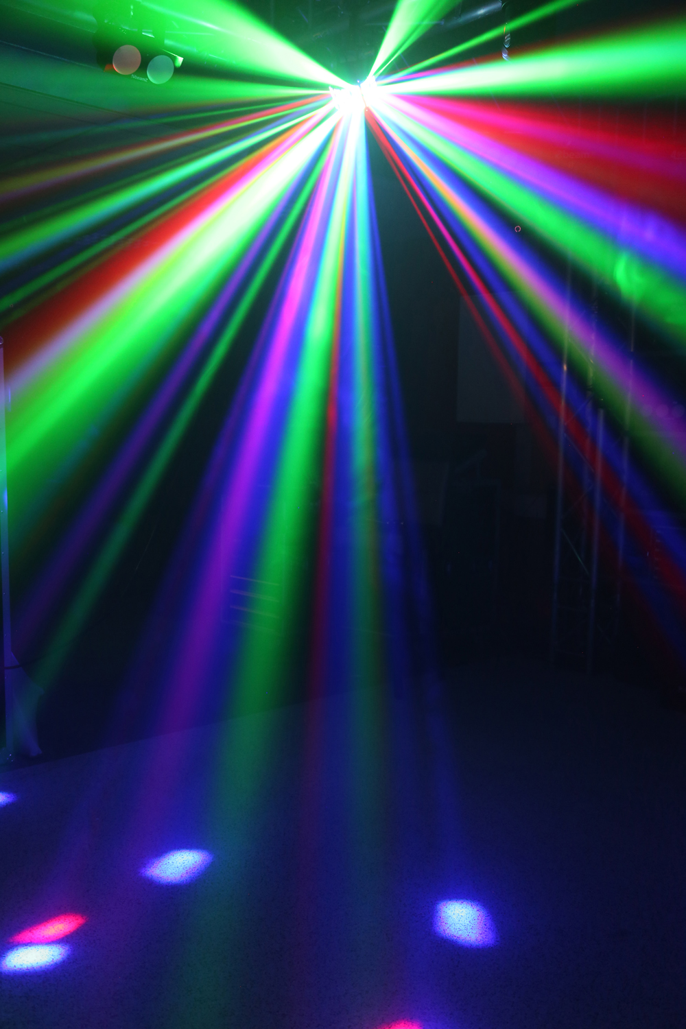 Beamz Butterfly 3√ó3 LED DJ Effect Light