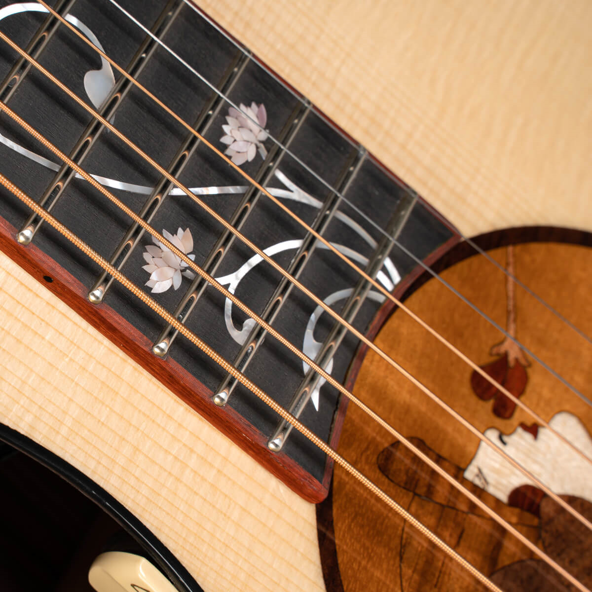 Cort Masterpiece Roselyn Redux Acoustic Guitar w/Case - Natural