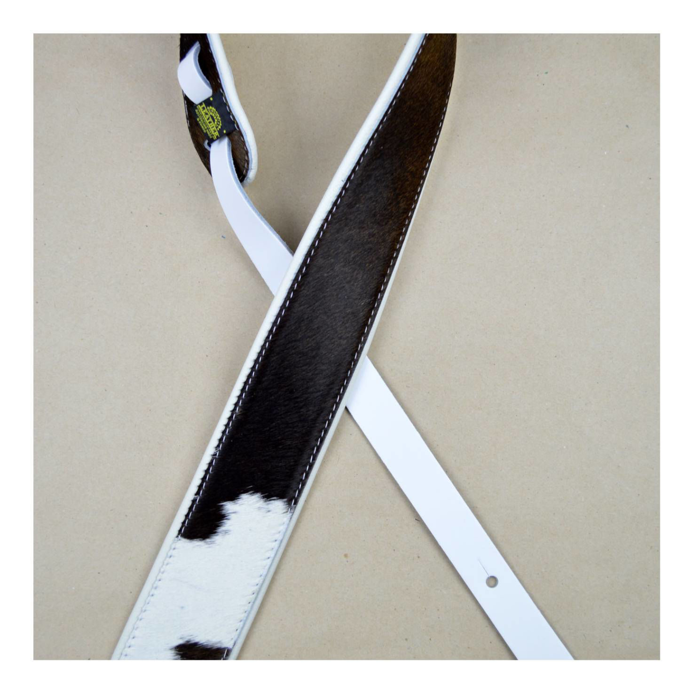 Colonial Leather 2.5inch Cowskin Upholstered & Padded Guitar Strap - White