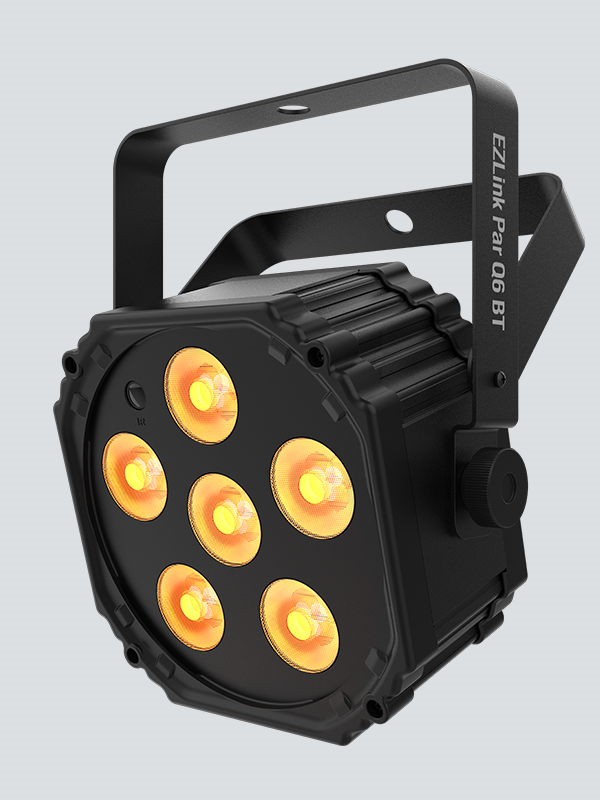 Chauvet EZLink Par Q6 BT 6 x 3 Watt RGBA (4-in-1) LED Battery Operated Parcan with BT (Display)