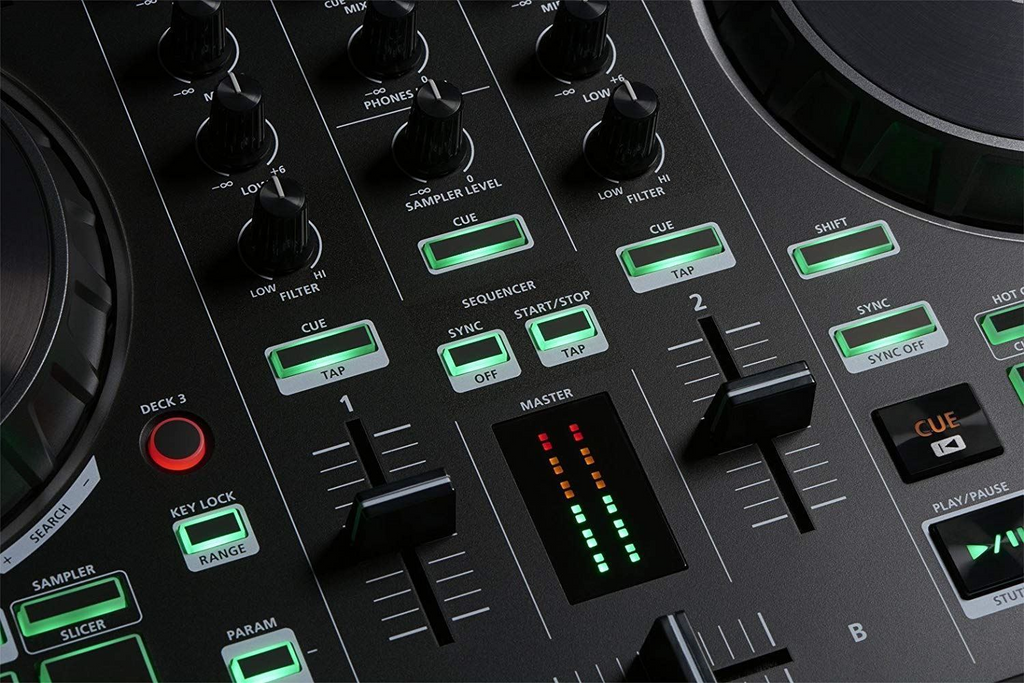 Roland DJ-202 Serato DJ Controller