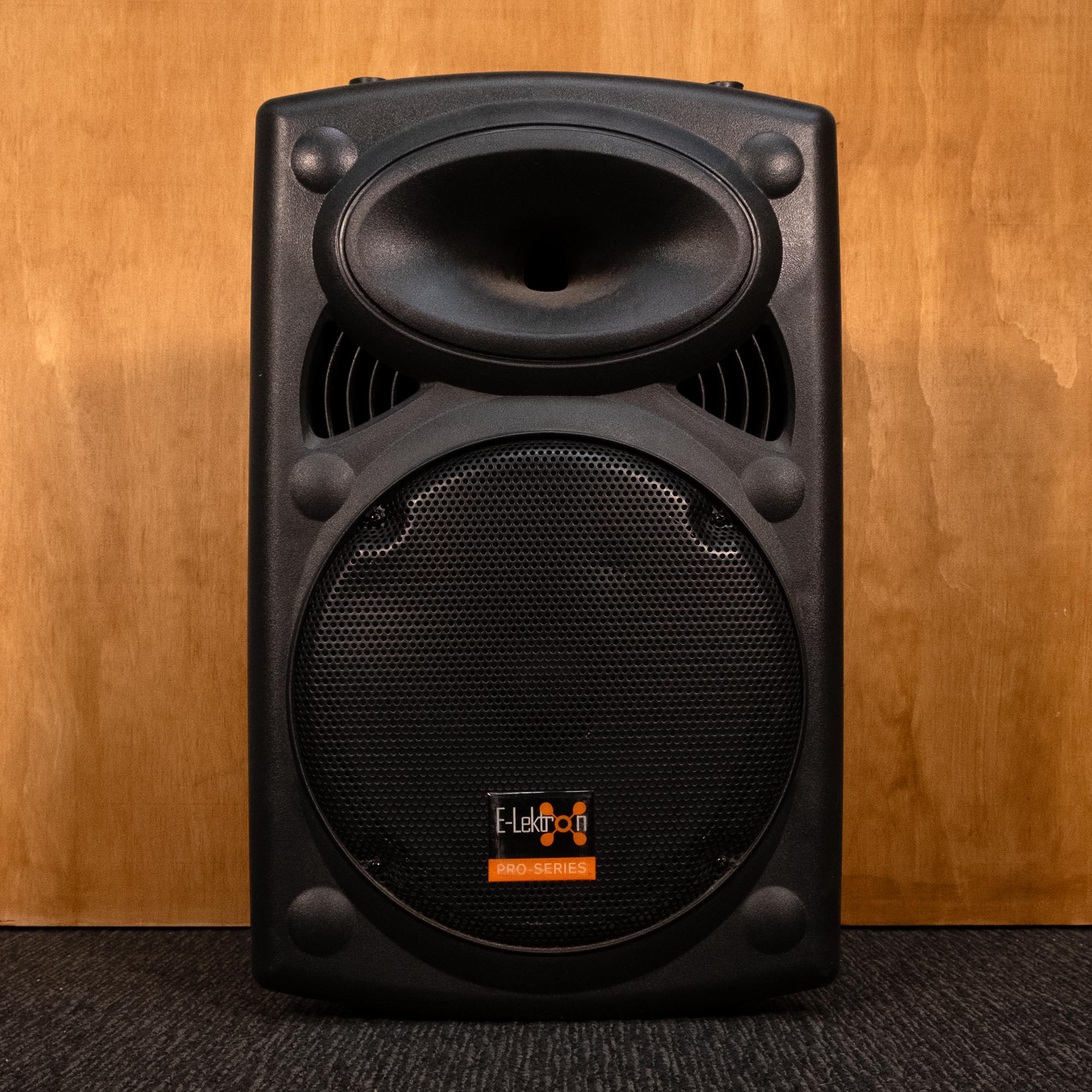 Elektron Powered Speaker With Bluethooth (1622) - Preloved