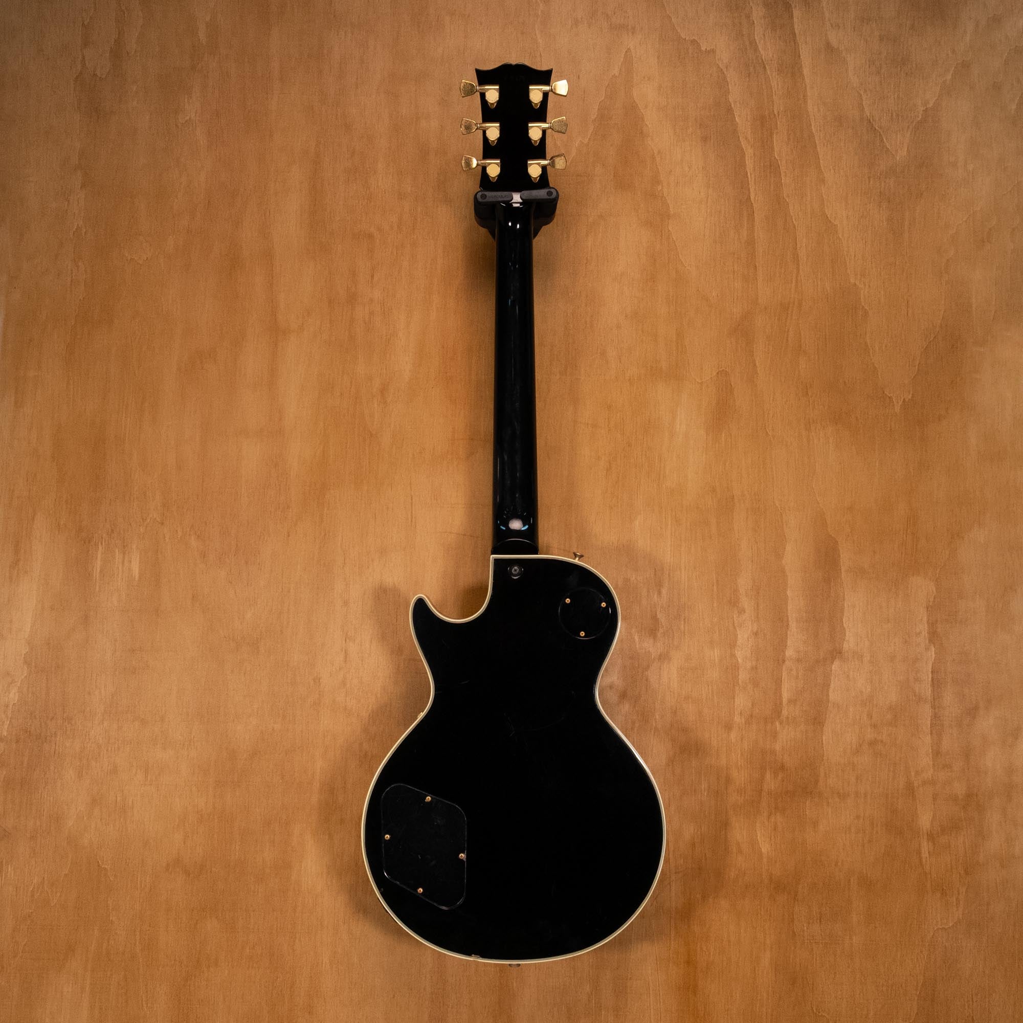 Greco EGC-550 Les Paul electric guitar in ebony finish, 1992 Japan-made model with solid body and vintage hardware.