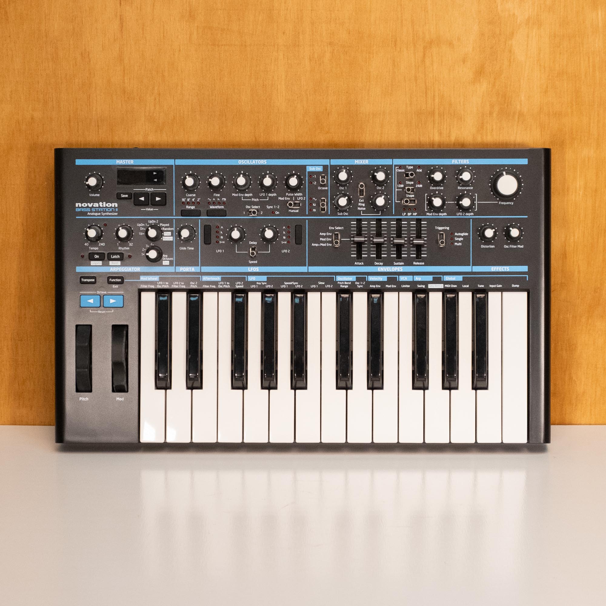 Novation Bass Station II Analog Synthesizer (DB97354022505) - Preloved