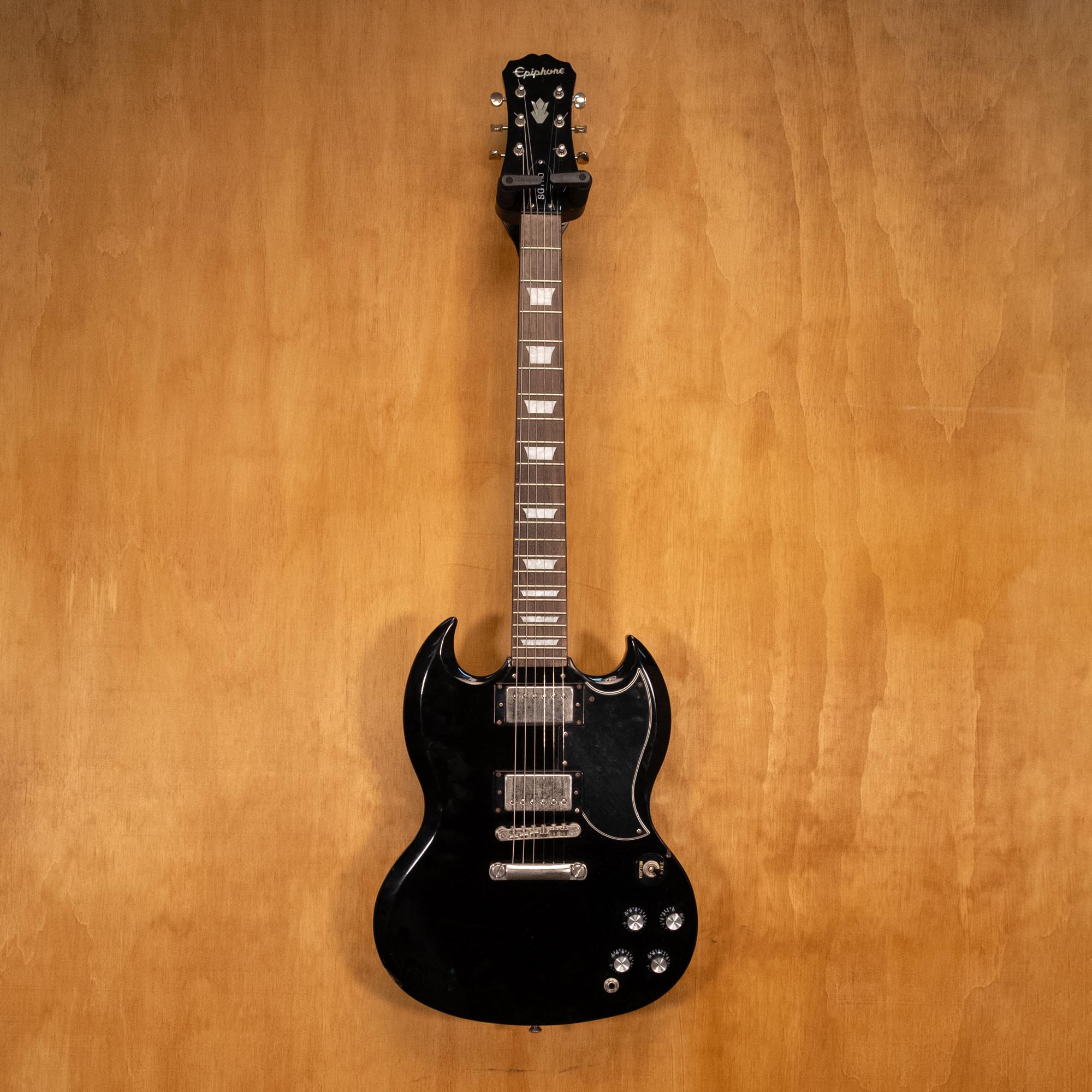 Epiphone SG Pro Electric Guitar in Ebony (13031510433) - Preloved
