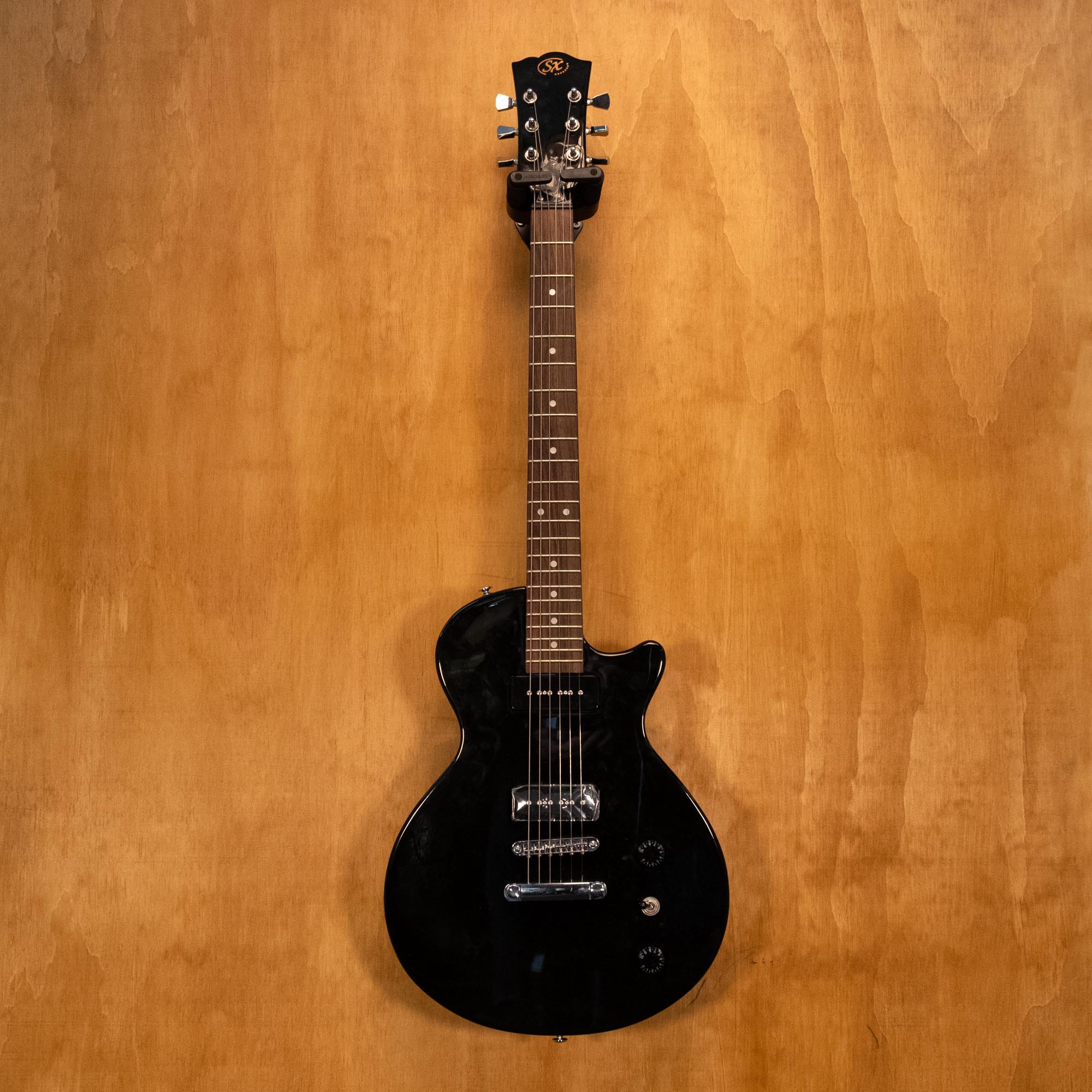 SX LP Style Electric Guitar P-90 in Black (21257298) - Preloved