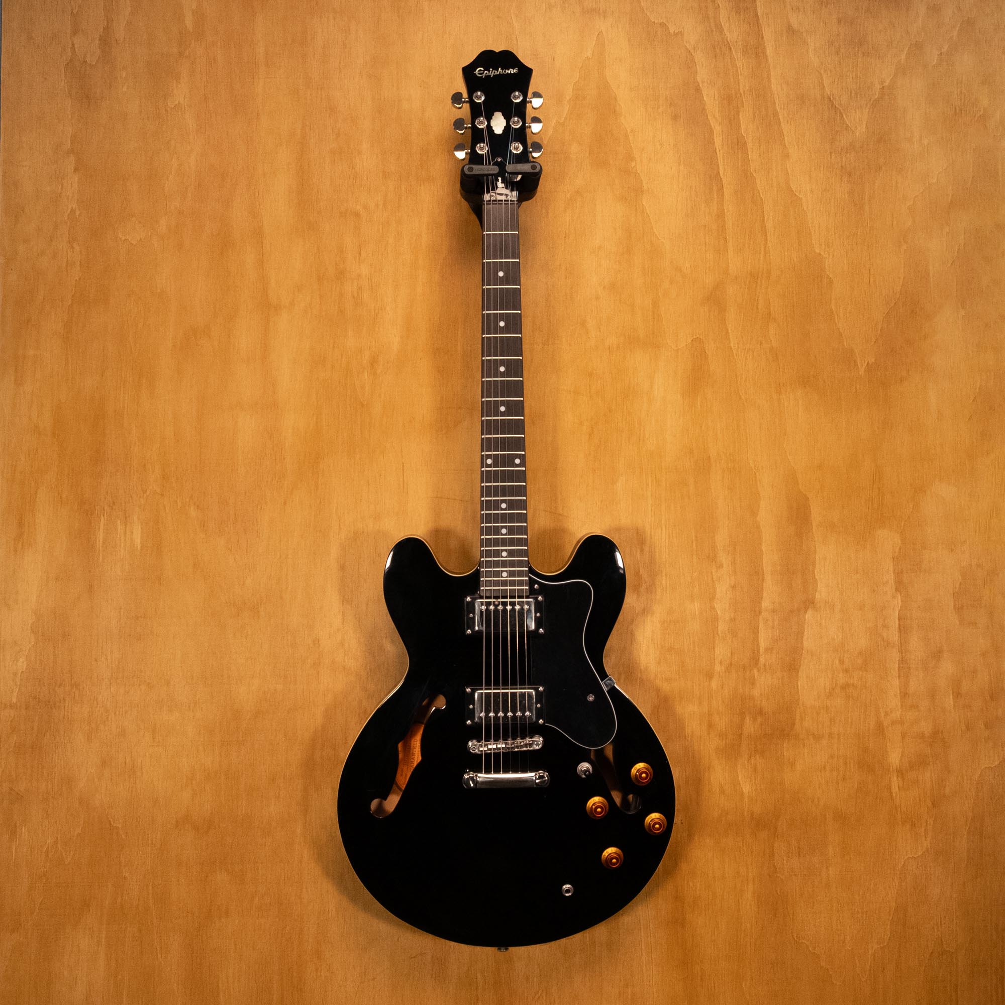 Epiphone 335 DOT Electric Guitar in Ebony '15 (1501203243) - Preloved