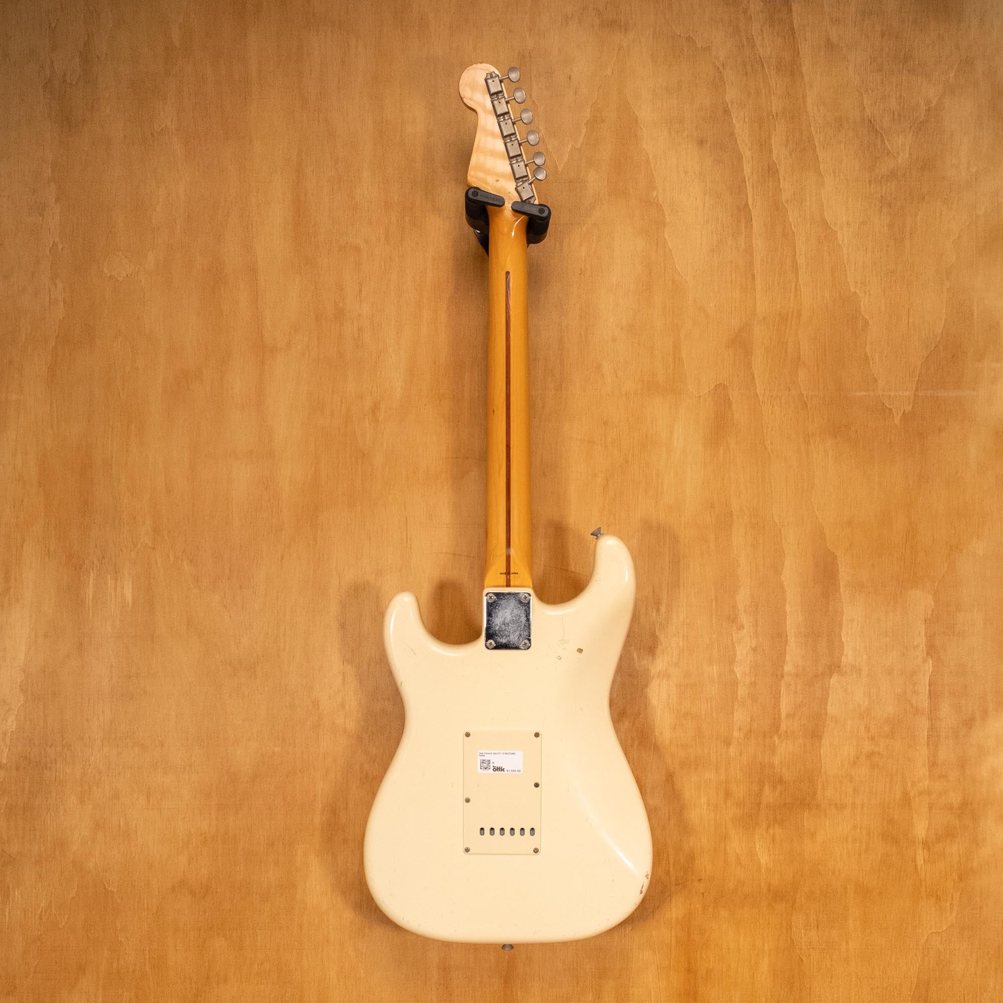Fender Stratocaster Electric Guitar Japan ST57-55 in Vintage White (E523890) - Preloved
