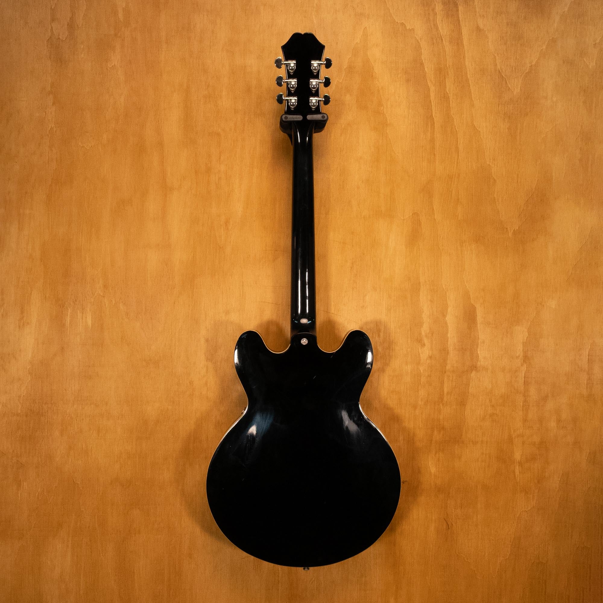 Epiphone 335 DOT Electric Guitar in Ebony '15 (1501203243) - Preloved