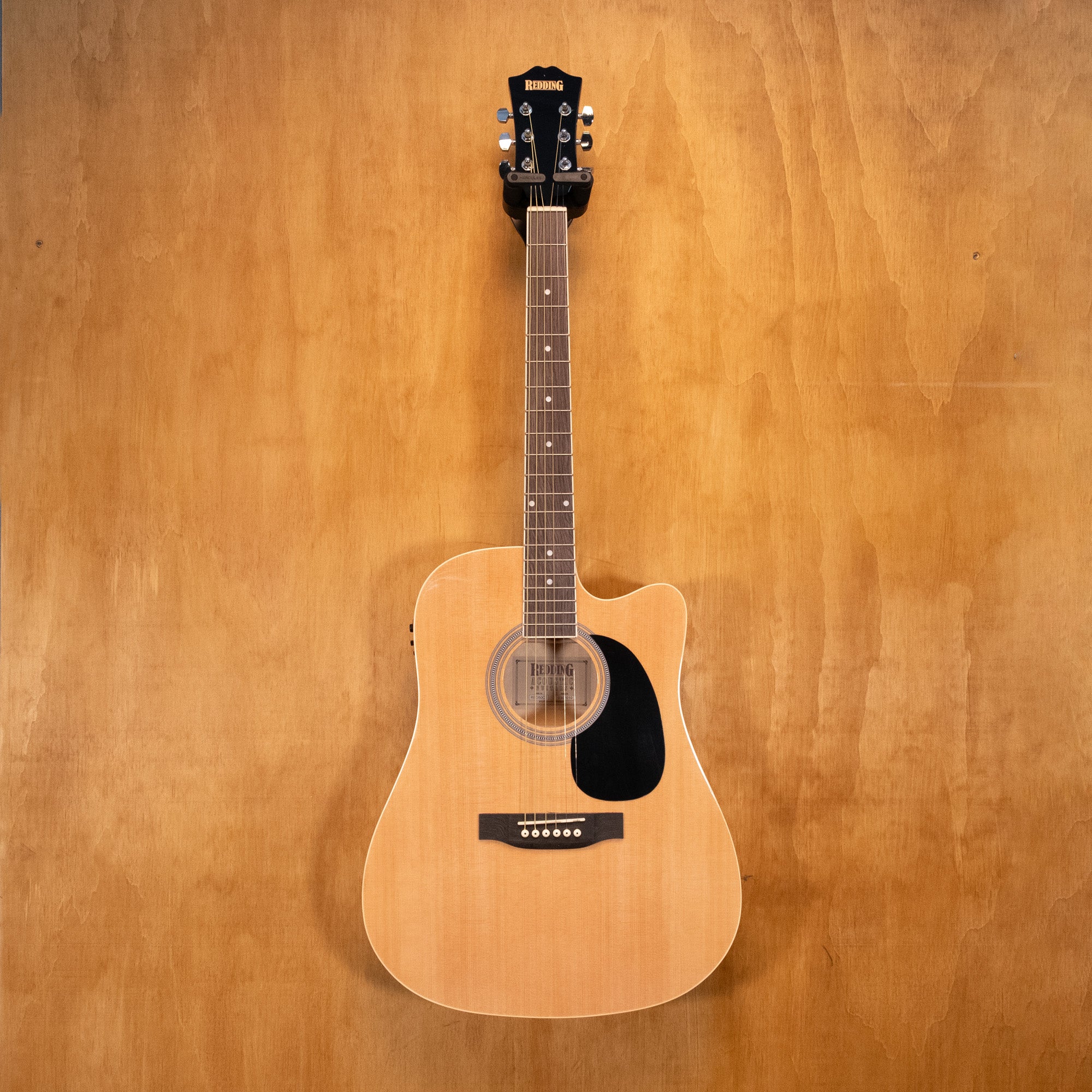 Redding Acoustic Guitar with Pickup and Cutaway (0302010) - Preloved