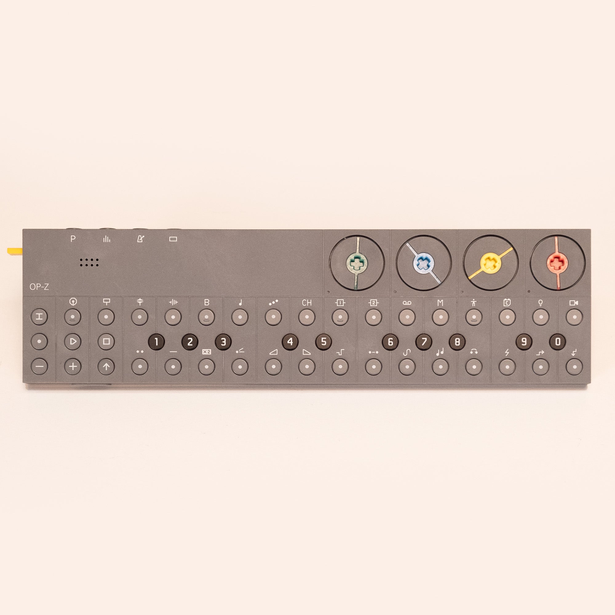 Teenage Engineering Op-z Synthesizer (X3CKSPQY) - Preloved