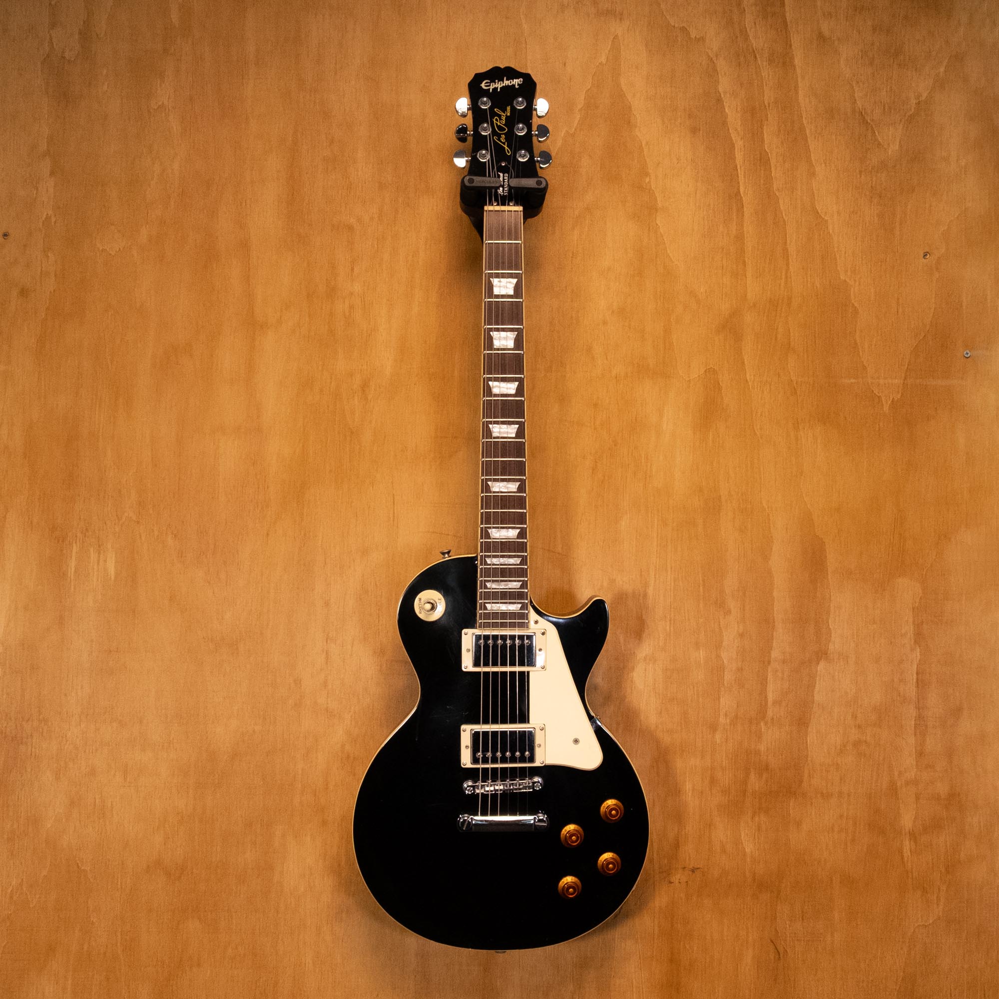 Epiphone Les Paul Standard Electric Guitar in Ebony '06 (EE061005711) - Preloved