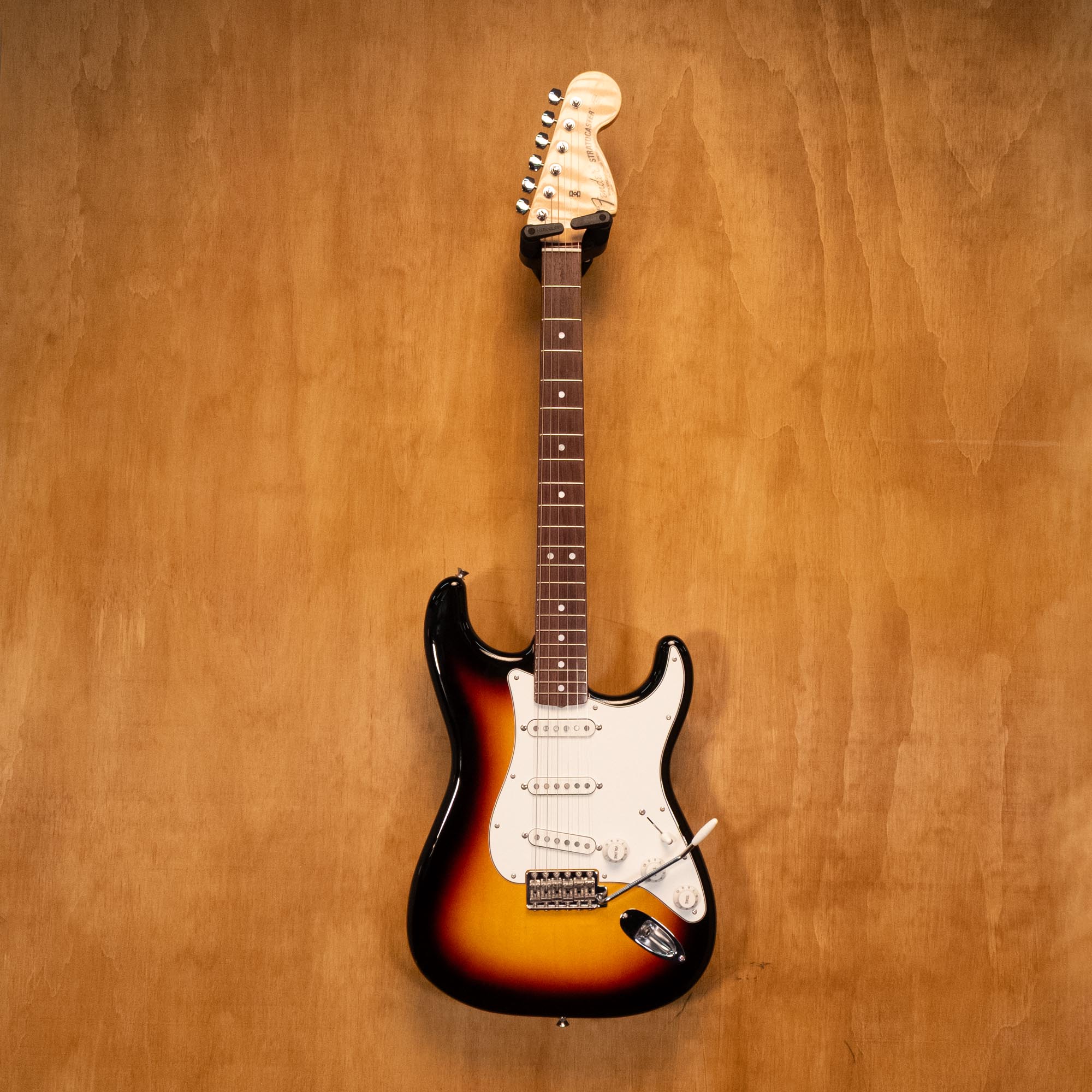 Fender Traditional II Late '60s Stratocaster Electric Guitar in 3TSB MIJ '22 (JD22014388) - Preloved